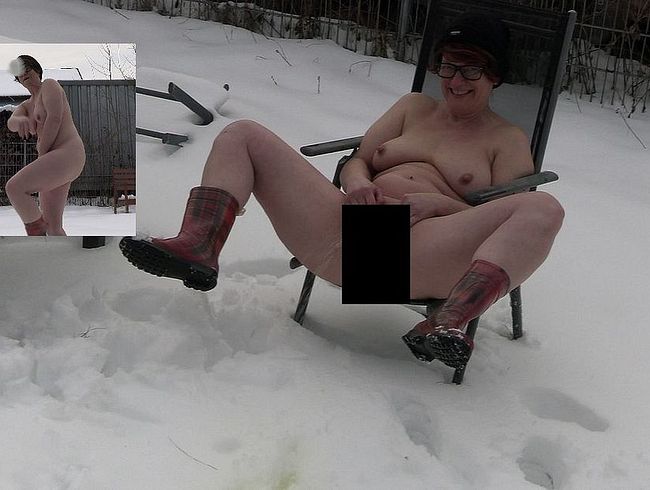 Download: Popp-Sylvie - Schnee-Piss mit Fotzenkühlung