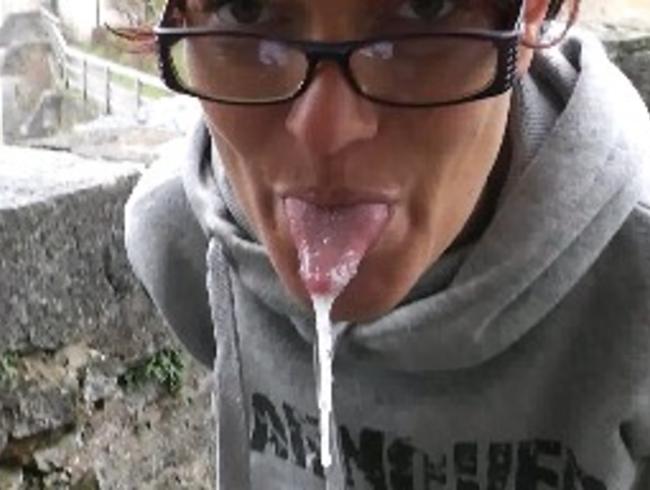 Download: Popp-Sylvie - Samenschlucken auf der Stadtmauer