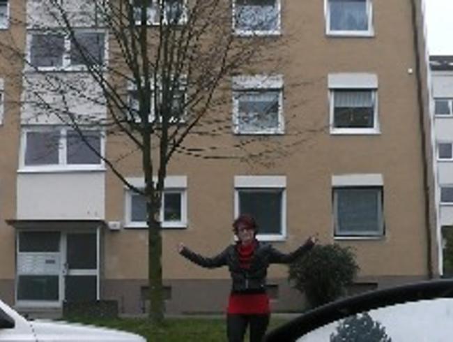 Download: Popp-Sylvie - Blowjob im Reihenhaus