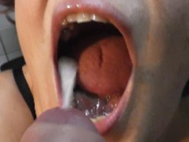 Download: Popp-Sylvie - Riesen Ladung ins Maul - POV