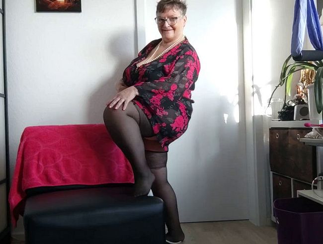 Download: PrimaBallerina2015 - Ein kleiner Striptease am Morgen für dich in Dessous