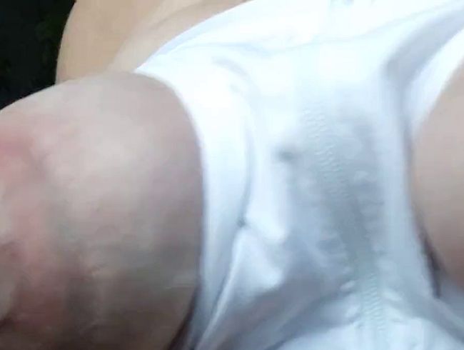 Download: PrimaBallerina2015 - Du siehst mich im Still BH, nach dem Anlegen der Saugschalen