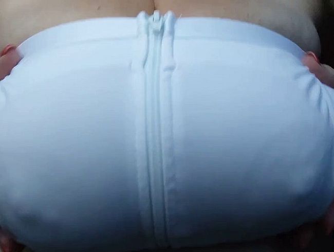 Download: PrimaBallerina2015 - Du siehst mich im Still BH, nach dem Anlegen der Saugschalen