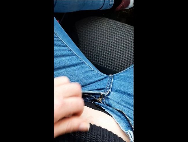 Download: Prinzipessa93 - Der Plug im Arsch war Schuld! Nach dem einkaufen eine Pause gegönnt und es mir im Auto besorgt!