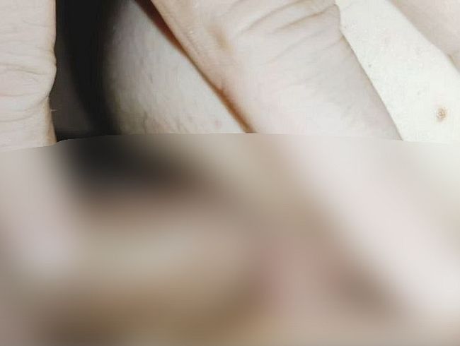 Download: Prinzipessa93 - Intensiver Arschfick mit sabberndem Fötzchen, einem Handjob und XXL Ladung!