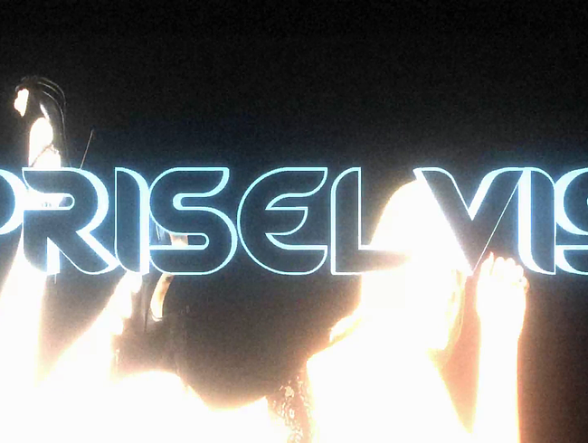 Download: Priselvis - Lasse mir den Dildo in meine Pussy stecken