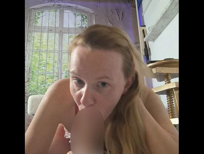 Download: Priselvis - Nachdem kein geiler Mann in der Nähe war habe ich mir meinen Dildo in die Pussy gesteckt!