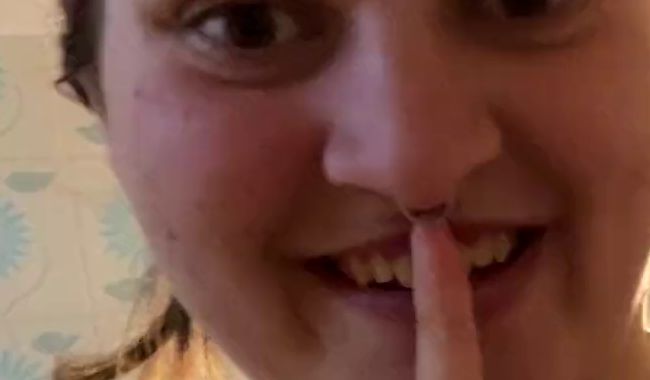 Download: Pummelfee-Sara - Böse sara hehe