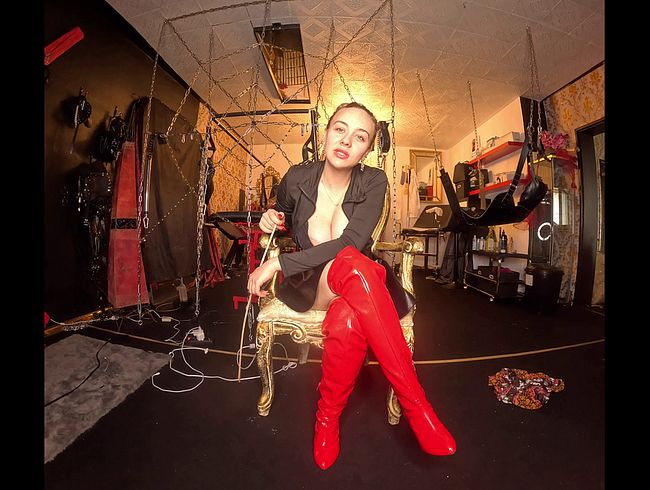 Download: Queen_Of_Bdsm_vipDom - Wichscountdown! Deine Herrin entscheidet wann du spritzen darfst!