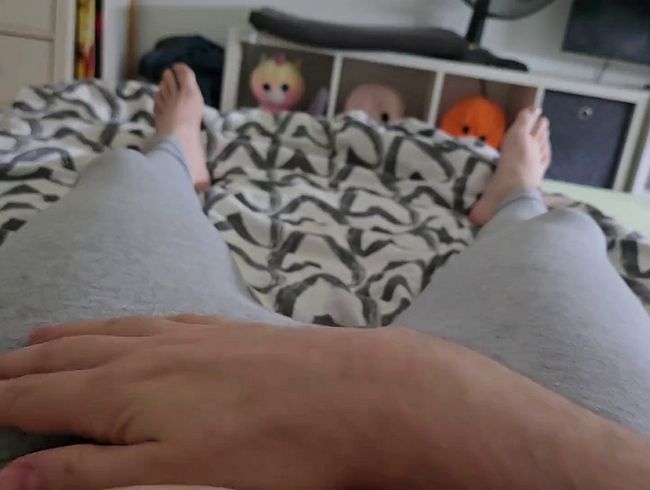 Download: RaymondSmith - Habe die Leggins der Nachbarin an und Hobel mir einen.