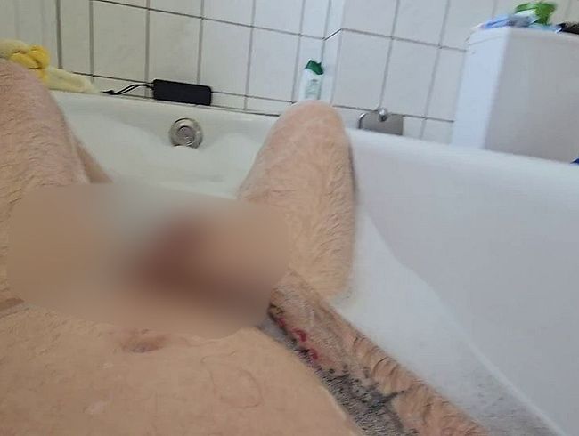 Download: RaymondSmith - Einsam in der Badewanne mit mir und meinen Penis