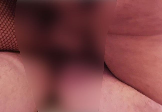 Download: Red_Zora - Fremdsperma im Gesicht und die Löcher voll
