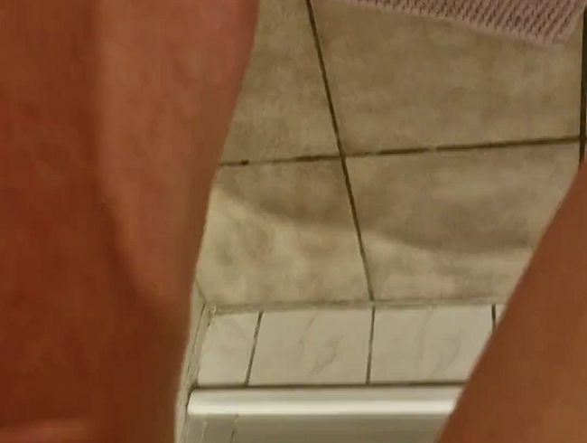 Download: Reiterin69 - Füße und Muschi