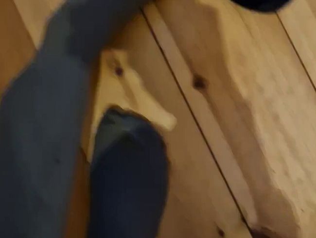 Download: Reiterin69 - Reitsocken ausziehen