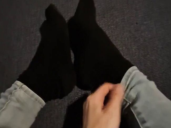 Download: Reiterin69 - Meine Füße auf dem Teppich