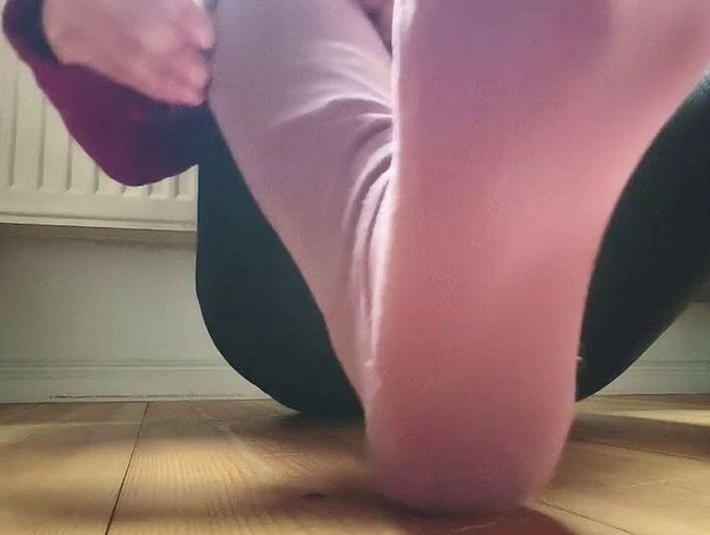 Download: Reiterin69 - Fuß Spiele Reitsocken