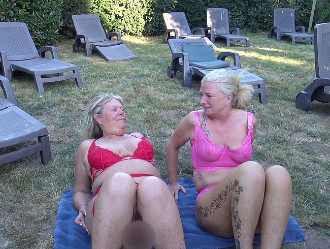 Download: RosellaExtrem - Mega Outdoor Piss-Orgie! 20 Männer füllten uns mit Pisse ab! Teil 1