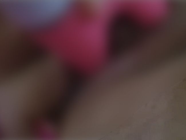 Download: RoundGirl - Kannst du mir beide Löscher stopfen ?