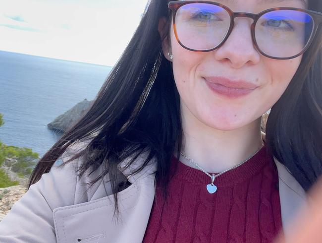 Download: Roxi_black - NS im Urlaub... Beim Familienausflug in die berge Gepisst..