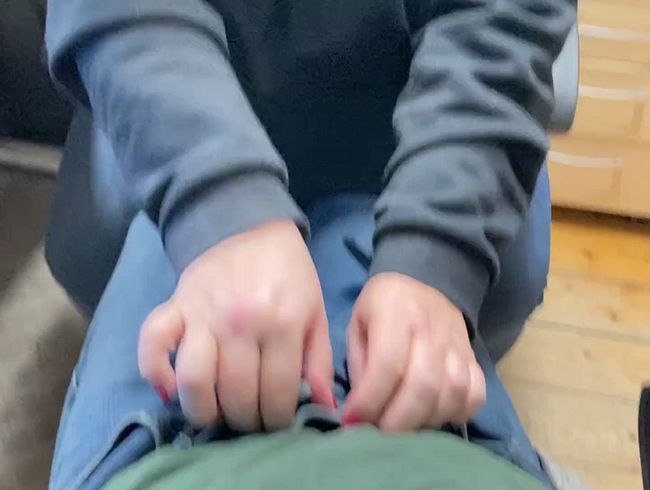 Download: Ruby-Sunday - Blowjob (no cum) morgens im Büro