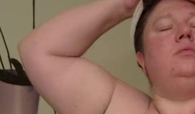 Download: Ruby-Sunday - Eincremen für einen schöne weiche gepflegte Haut