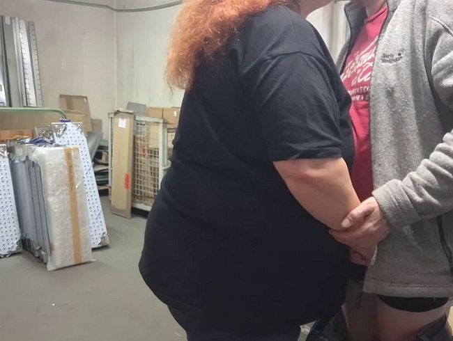 Download: Ruby-Sunday - Kurzer Doggy-Fick in der Werkstatt (13)