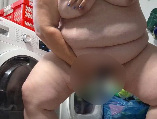 Download: Ruby-Sunday - Kurze SB im Waschkeller (82)