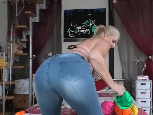 Download: SEX4ALL - Ball Spiele in Jeans