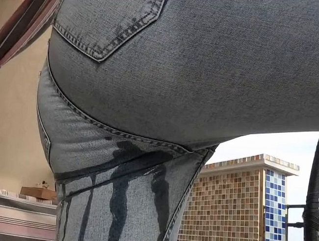 Download: SEX4ALL - geil in die Jeans gepinkelt