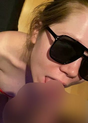Download: SIE_von_Landpaar - Blowjob Day für Daddy