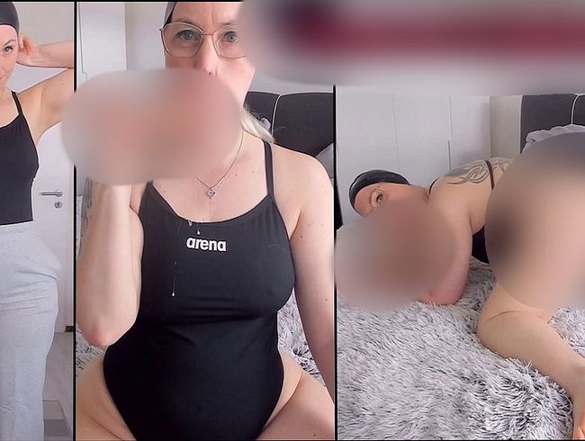 Download: SallySecret - 2 Orgasmen im Badeanzug!! (Rollenspiel)