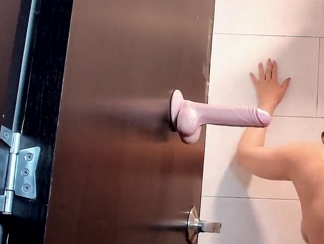 Download: SamanthaDiaz - sexy Duschtanz