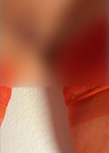 Download: Sandy-366 - Nahaufnahmen von Hand in der Fotze