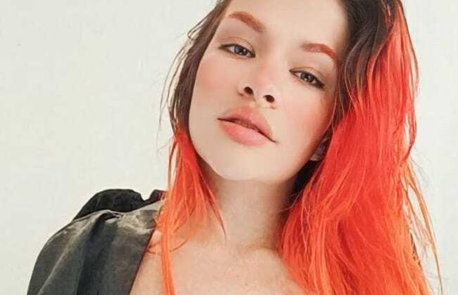 Download: SantaY - Wenn das Bett zum Komplizen wird