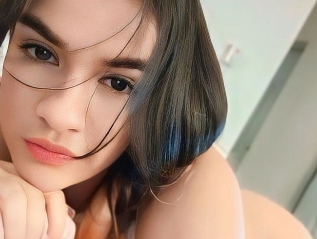 Download: SantaY - Dem verbotenen Vergnügen hingegeben