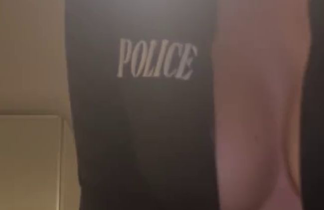 Download: Sarah361 - Lust auf Rollenspiel/ich bin die Polizistin ????