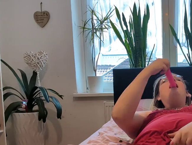 Download: Sarah_Sofia - Am Valentinstag vom Freund versetzt und heftig selbst besorgt