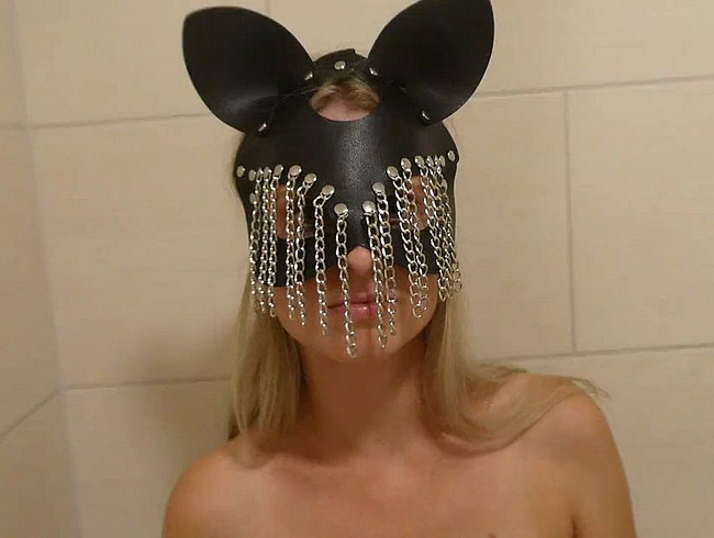 Download: Secret-MiaToy - ERWISCHT worden im Bad mit meinem DILDO, da hab ich erstmal so richtig meinem SPAß gehabt