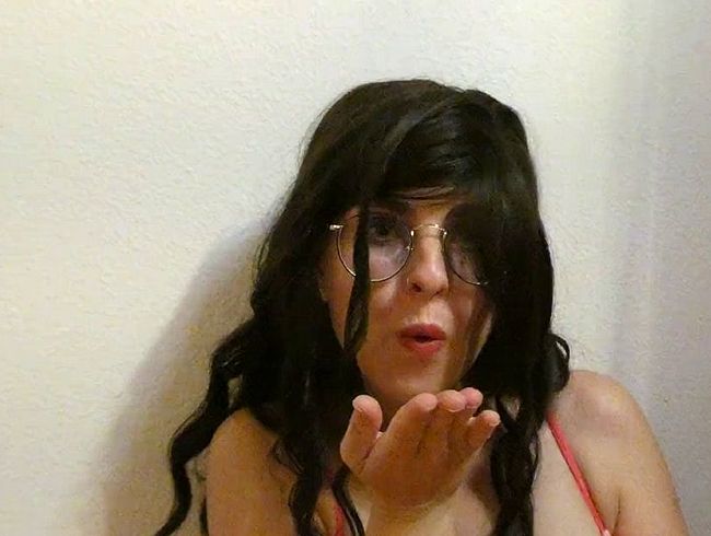 Download: Secret-MiaToy - Ich zeige Euch meine Muschi gaaaanz nah und verwöhne sie