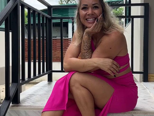 Download: SecretLola - Begrüßungsvideo