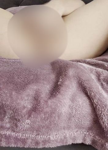 Download: Selina-Neumann - Geile Fingerspiele an meiner kleinen süßen Muschi