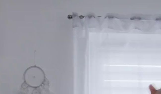 Download: Selina-Neumann - Mal in verschiedenen Stellungen es mir selbst besorgt + Dildo reiten