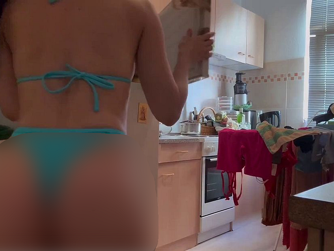 Download: Sexsolita - Beim heissen Tag einen geilen Flutschfinger fick