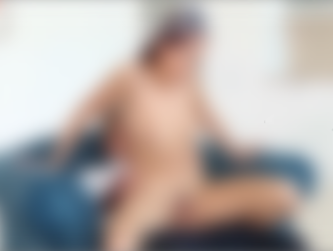 Download: Sexy-Carolina - Asia-Dienstmädchen geschwängert!!!!!!