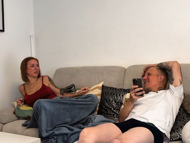 Download: Sexy-Rachel - Krank im Bett… aber er hat SEINE ganz spezielle Medizin für mich!