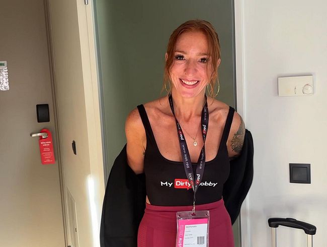 Download: Sexy-Rachel - Du wolltest es schmutzig? Nach der Venus-Party läuft mein Gold direkt über dein Gesicht!