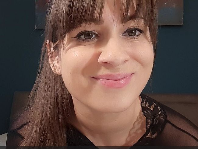 Download: Sexy-Traum - Drittes Weihnachtsgeschenk - Nylon Catsuit und Fingering