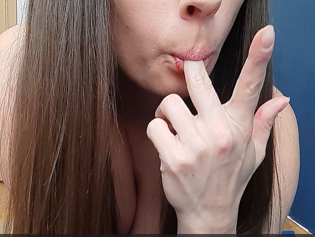 Download: Sexy-Traum - Stimulation der Klitoris in einem Nylonstrumpf mit einem Loch