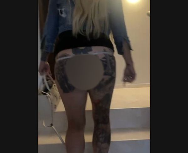 Download: SexyAnina - Der Typ vom Strand ist mir aufs Hotelzimmer gefolgt