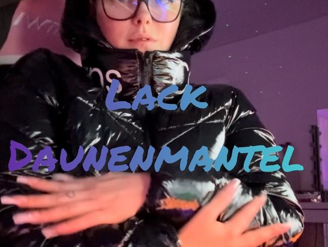 Download: SexyJanaHot - Userwunsch, Daunenmantel